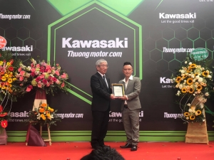 Showroom Kawasaki Thưởng Motor đạt chuẩn 5S chính thức khai trương