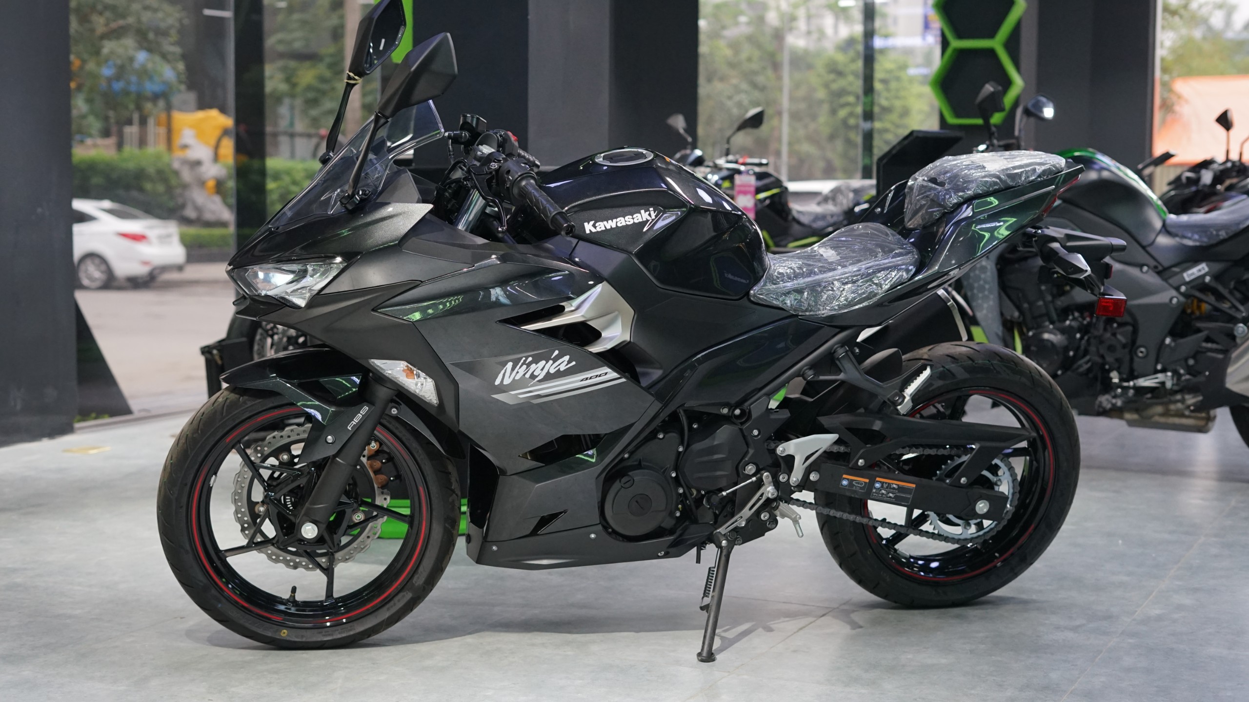 Kawasaki Ninja 400 2020 đã có giá bán tại Thái Lan  Motosaigon